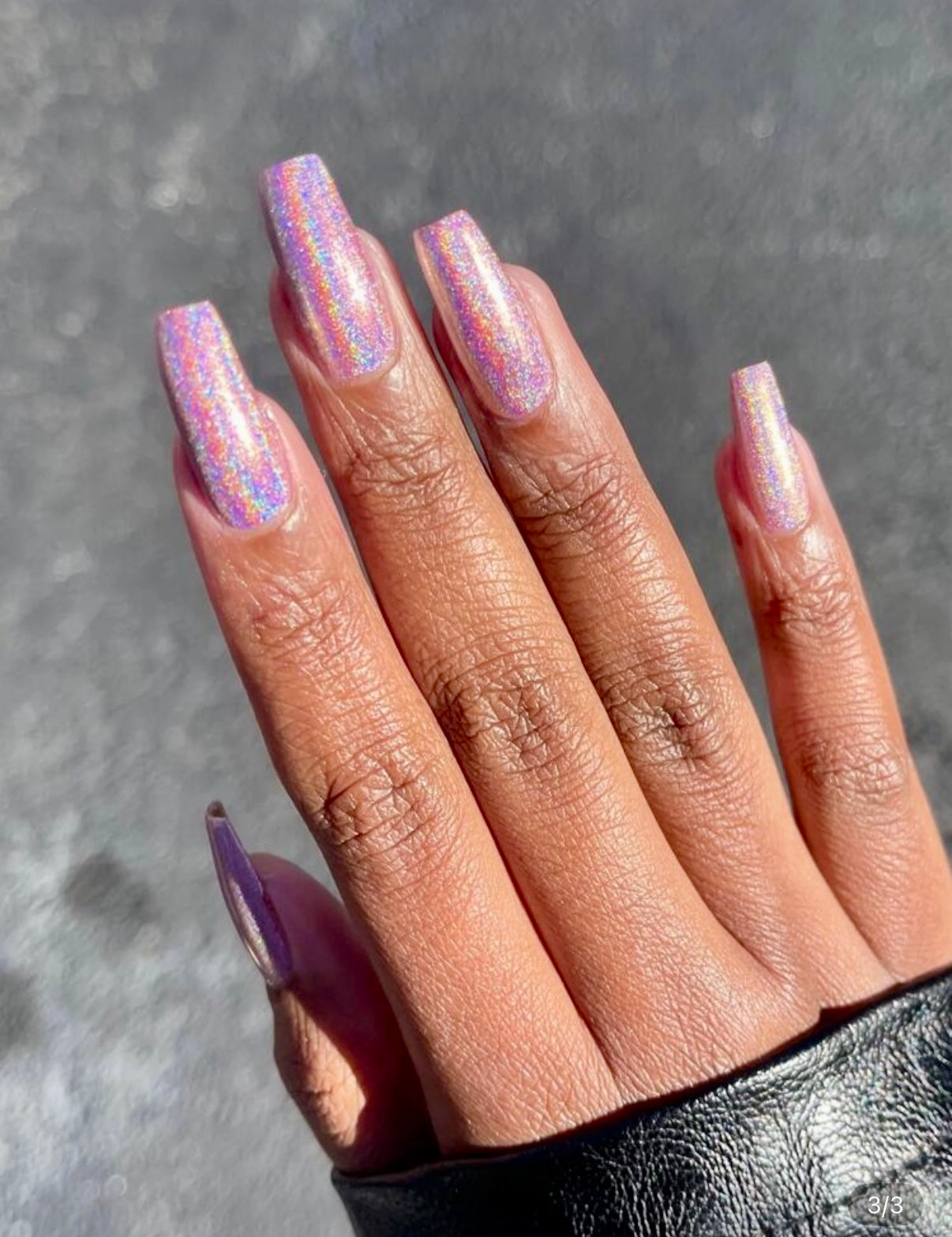 16. Holo rose clair