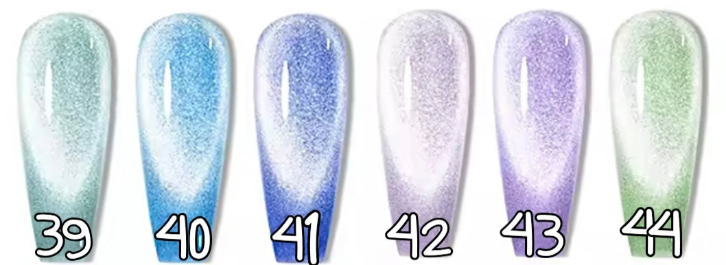 39 à 44. Cat eyes couleur