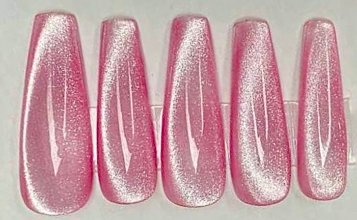 64. Cat eyes rose clair