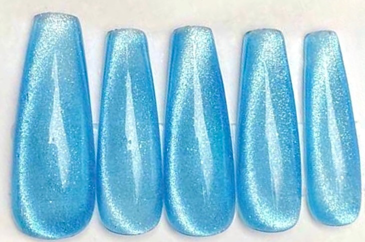66. Cat eyes bleu