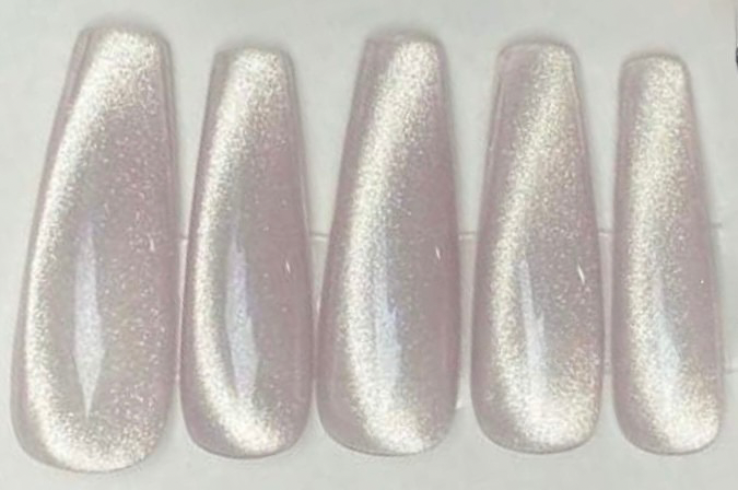 10. Cat eyes blanc or