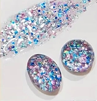 29. Glitter glossy bleu