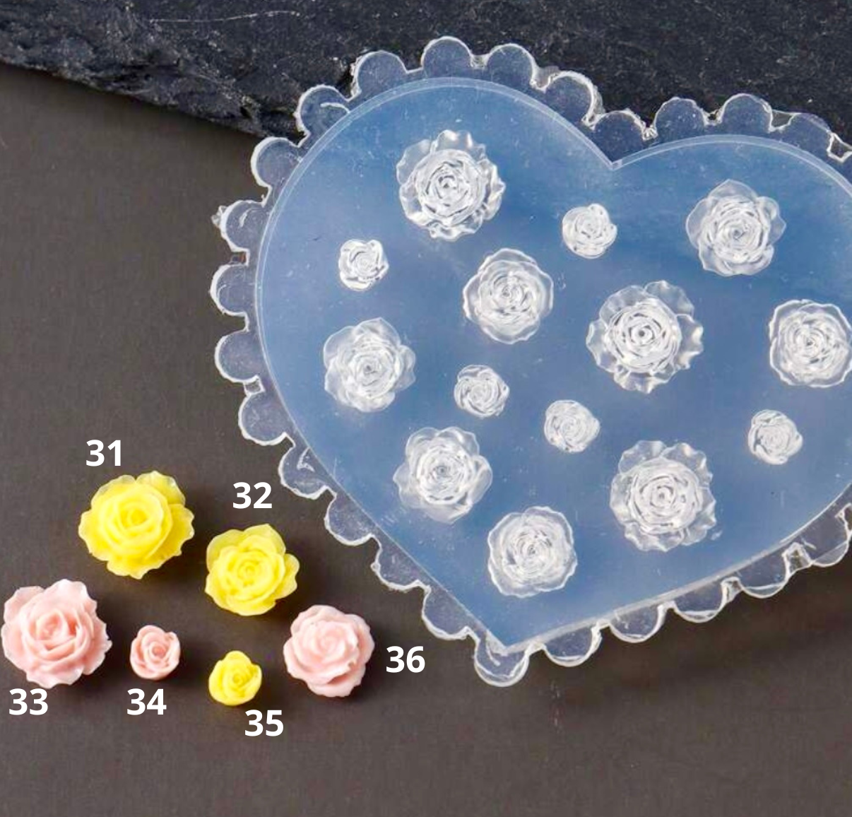 31 à 36. Moule fleurs