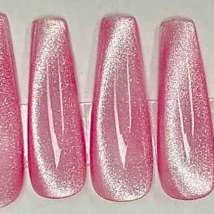 64. Cat eyes rose clair
